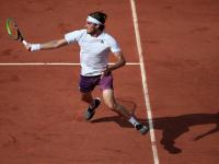 IM电竞官网-英国网球队翻盘西班牙网球队，西西帕斯完成帽子戏法的简单介绍