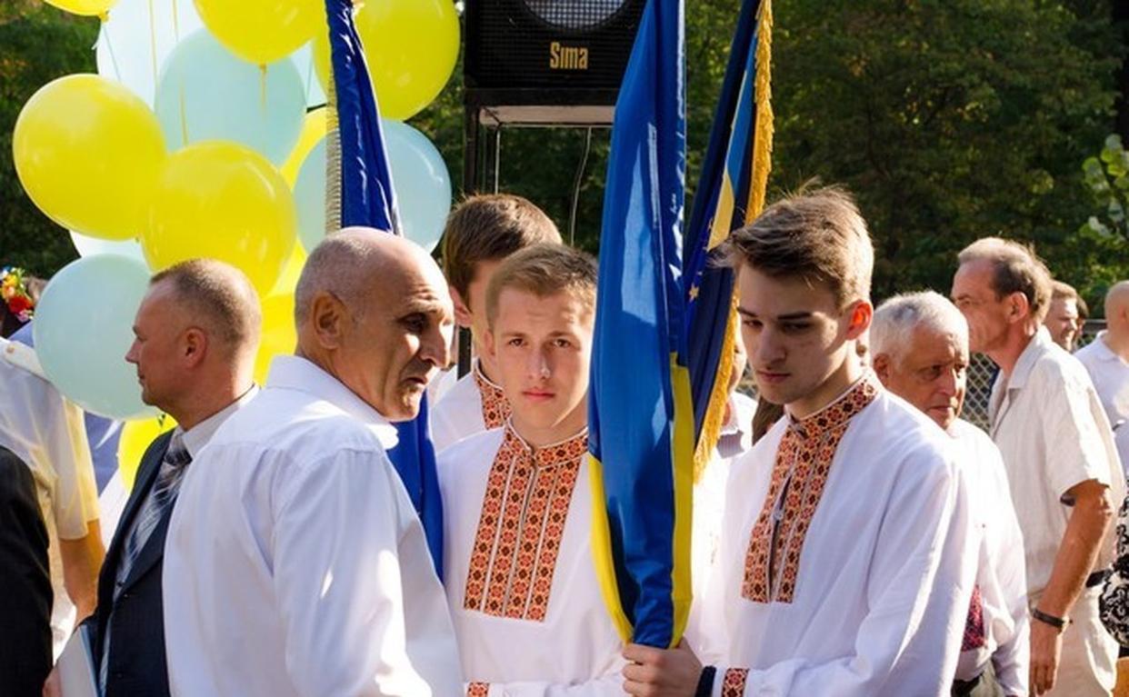 包含乌克兰在亚洲运动会上展现出色，引起广泛关注的词条