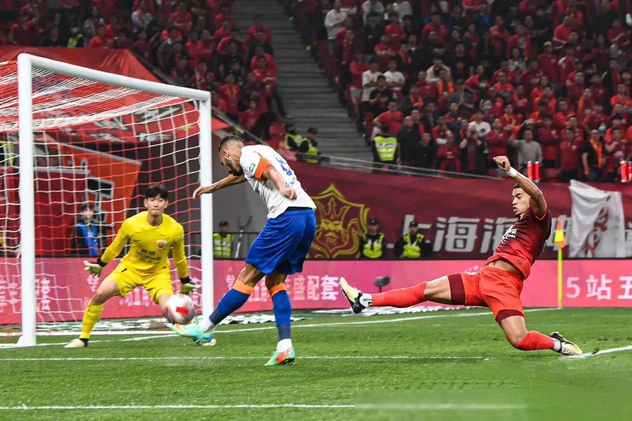 福建男篮士气高涨，以强劲攻势横扫对手，赢得关键比赛的简单介绍