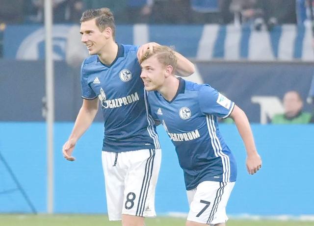 关于沙尔克球员因伤下场，困扰球队实力的信息