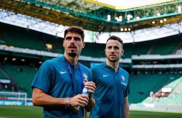 切尔西主帅缺席训练因私人原因，赛前状态未知的简单介绍