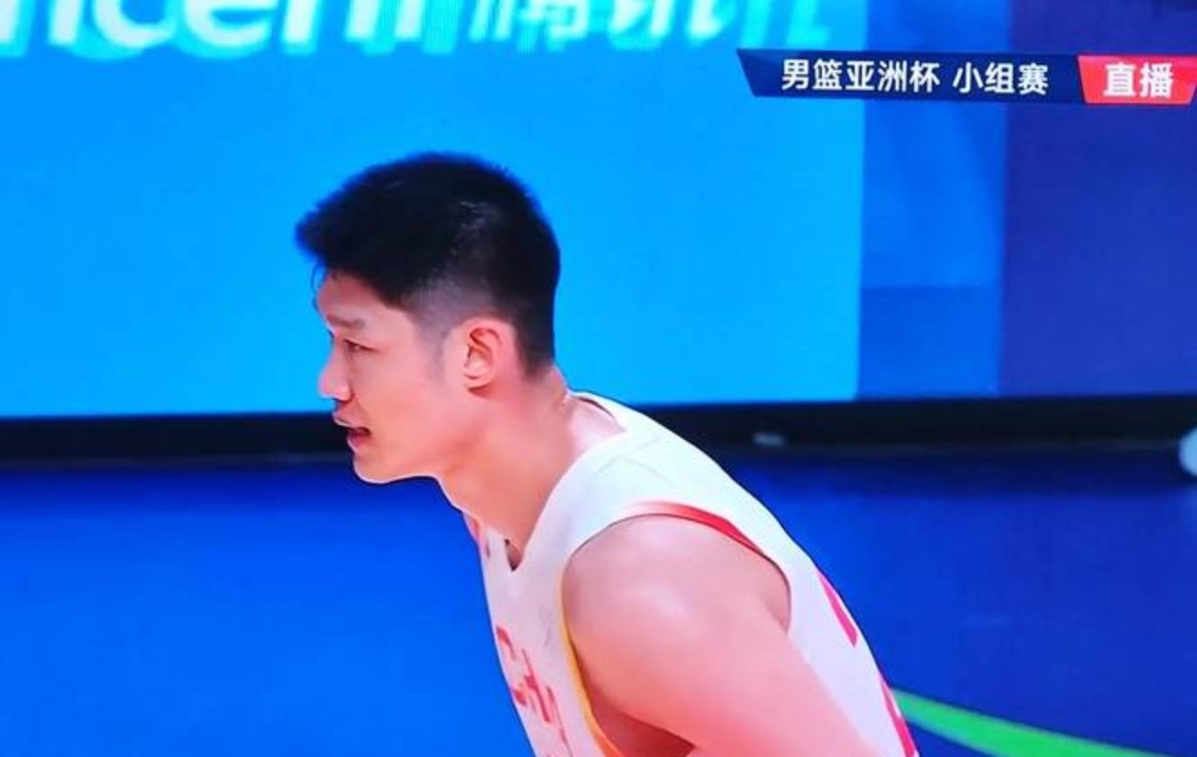 江苏男篮抢得关键胜利,士气高昂 江苏男篮抢得关键胜利,士气高昂