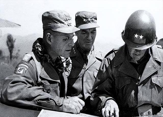 临危受命！教练组如何调整战术应对危机