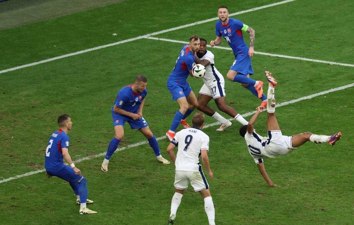 土耳其球队力挽狂澜,成功杀入半决赛 土耳其球队力挽狂澜,成功杀入半决赛