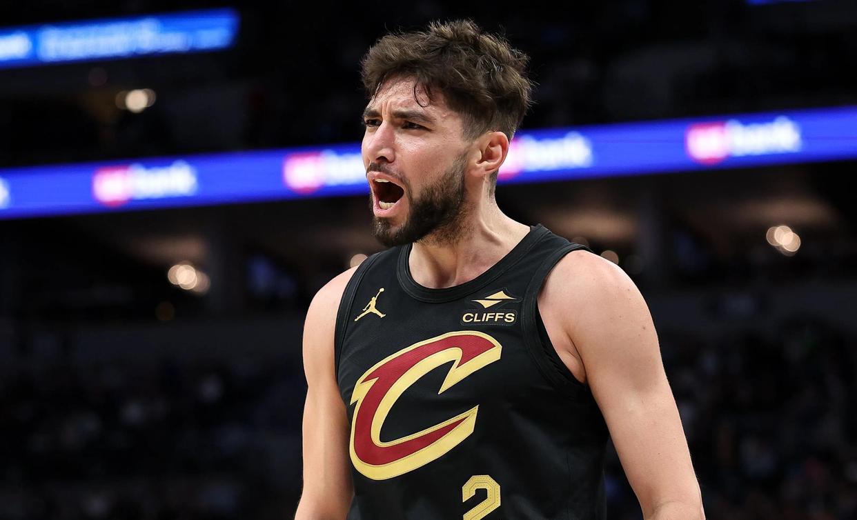 阿根廷男篮鏖战76人，米切尔打破历史纪录