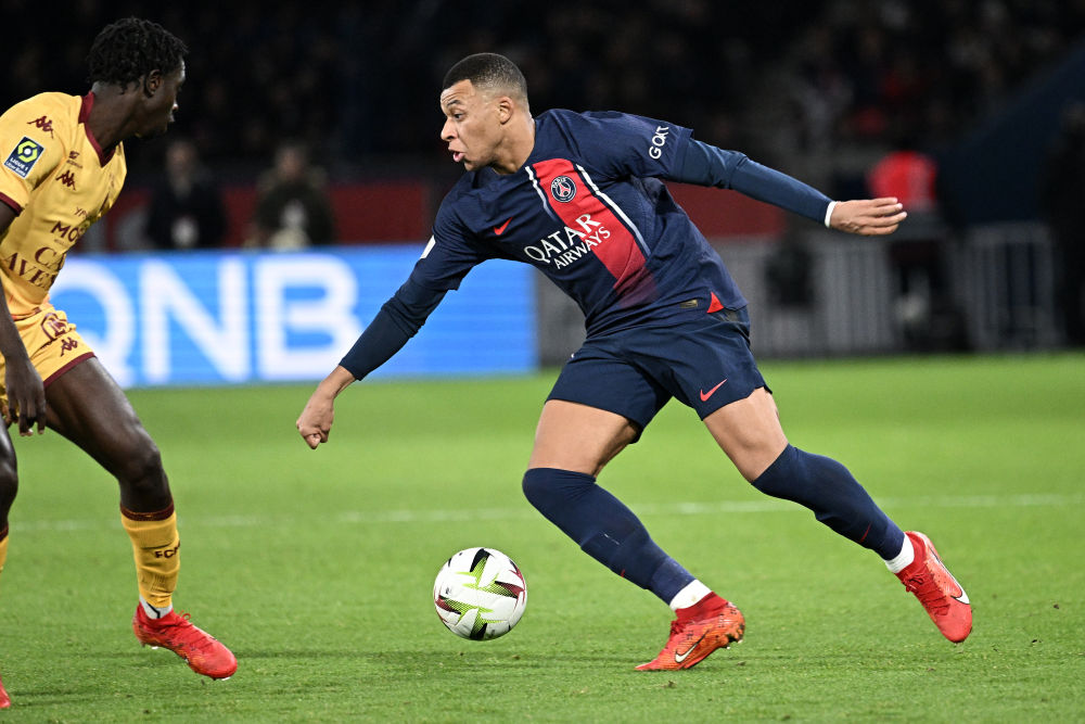 包含巴黎圣日耳曼迎战梅斯，豪取胜利的词条