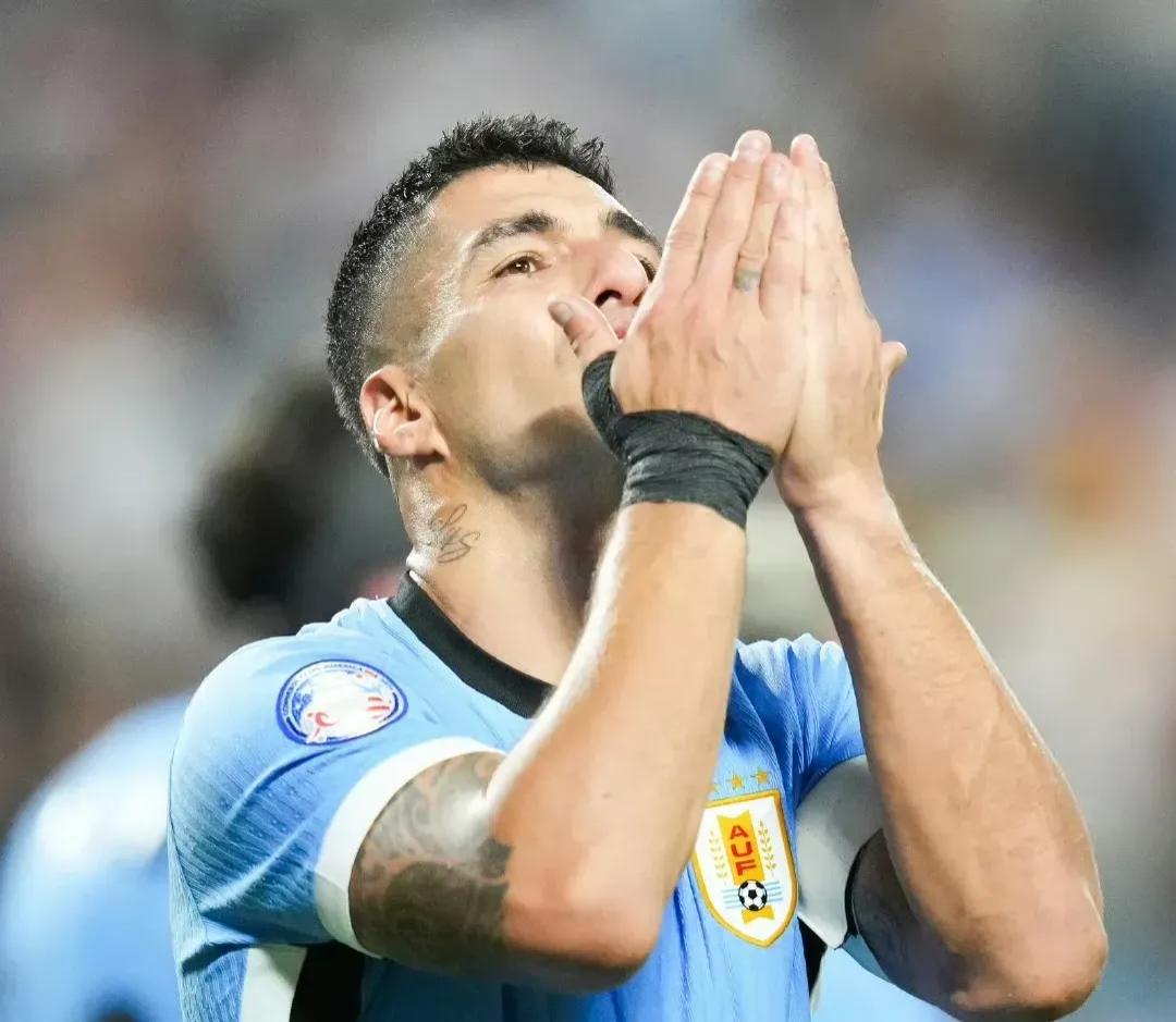 加拿大鏖战意大利,苏亚雷斯完成帽子戏法的简单介绍 加拿大鏖战意大利,苏亚雷斯完成帽子戏法的简单介绍