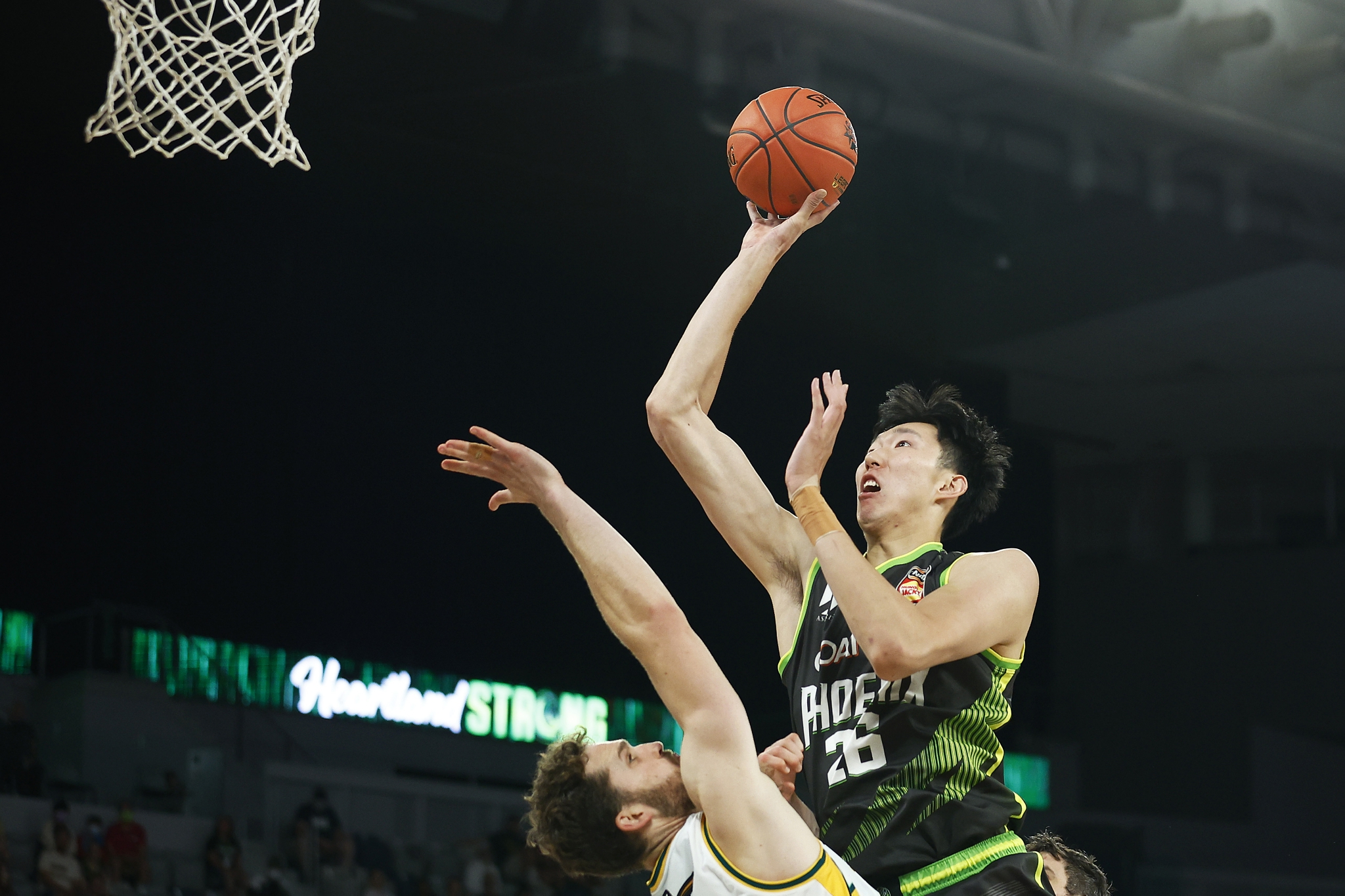 步行者完胜魔术，周琦状态火热