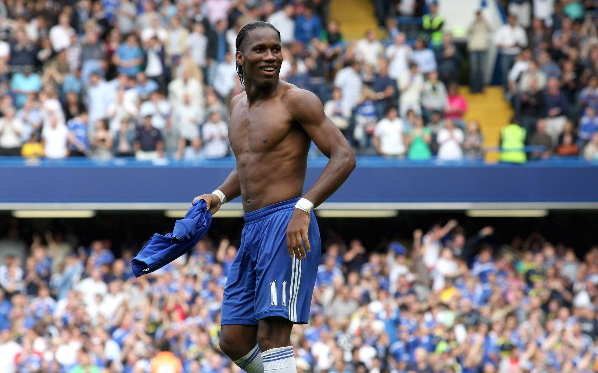 拉什福德独中两元成救世主,突尼斯逆境翻盘智利创奇迹